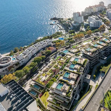Rjs Savoy Monumentalis By Madeira *