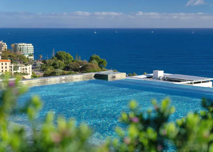 Rjs Savoy Monumentalis By Madeira Apartment *