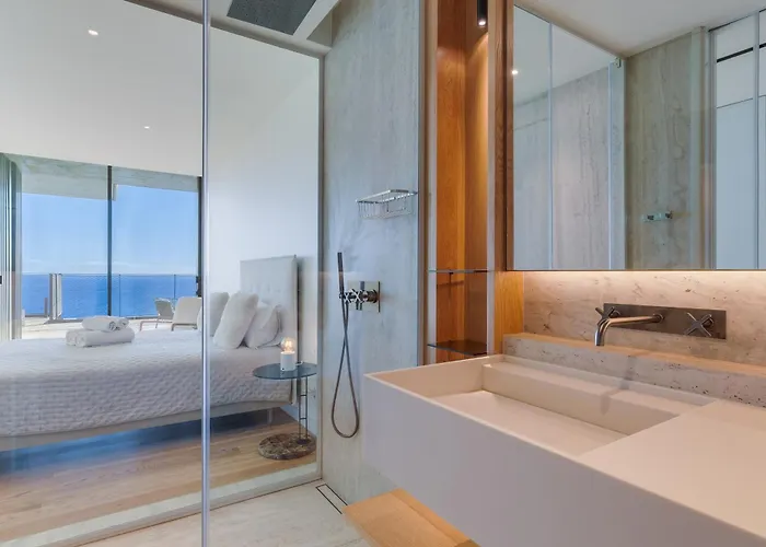 Rjs Savoy Monumentalis By Madeira Apartment *