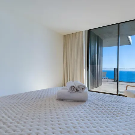 Rjs Savoy Monumentalis By Madeira * Фуншал