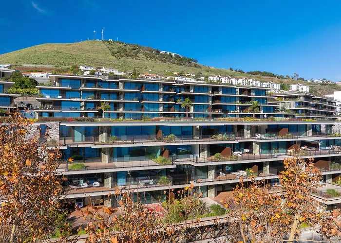 Rjs Savoy Monumentalis By Madeira Apartment